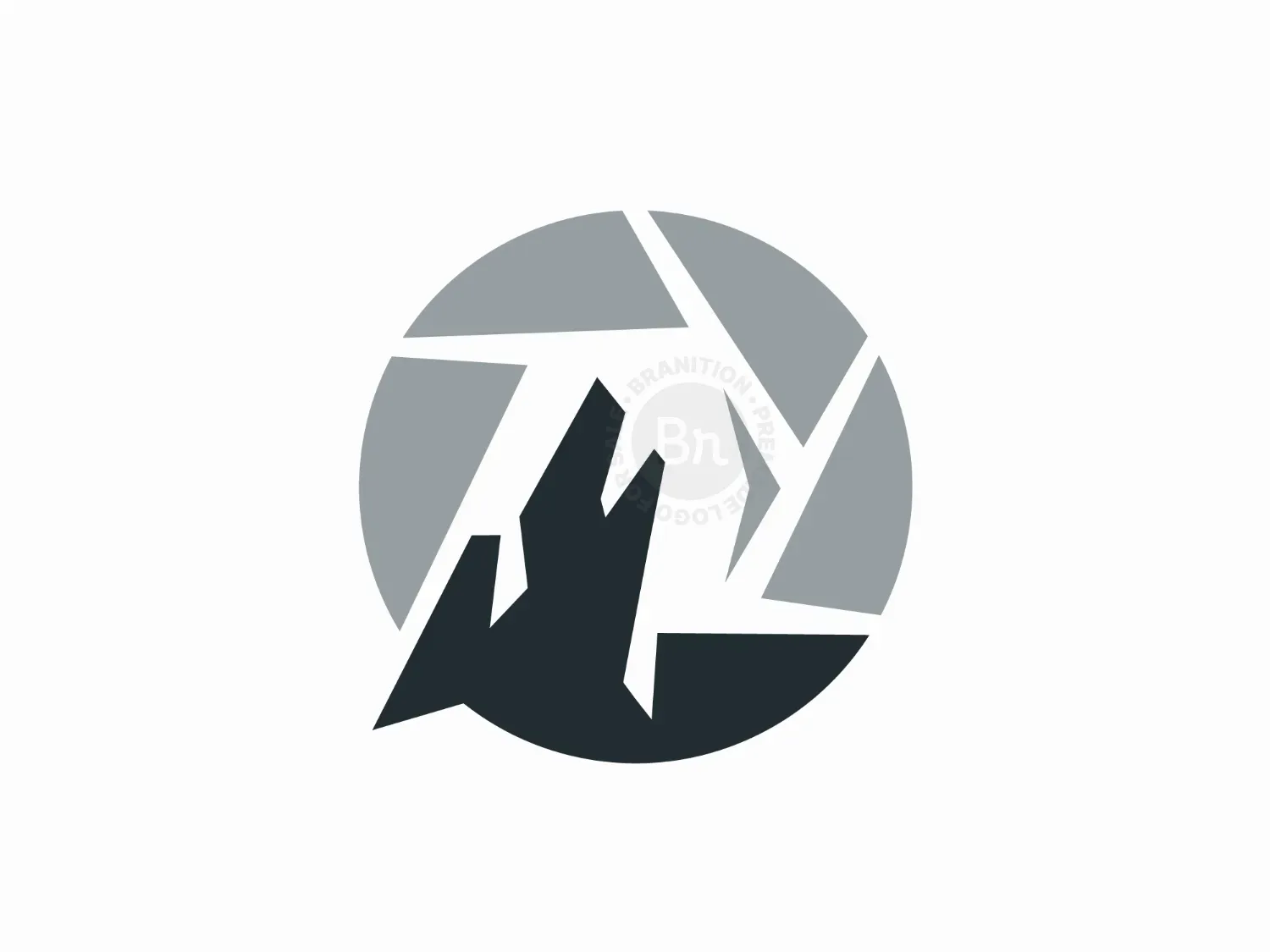 Wolf Media Logo
